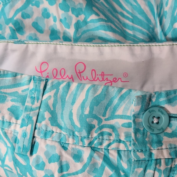 Lilly Pulitzer Seashell Callahan Shorts - Picture 4 of 4